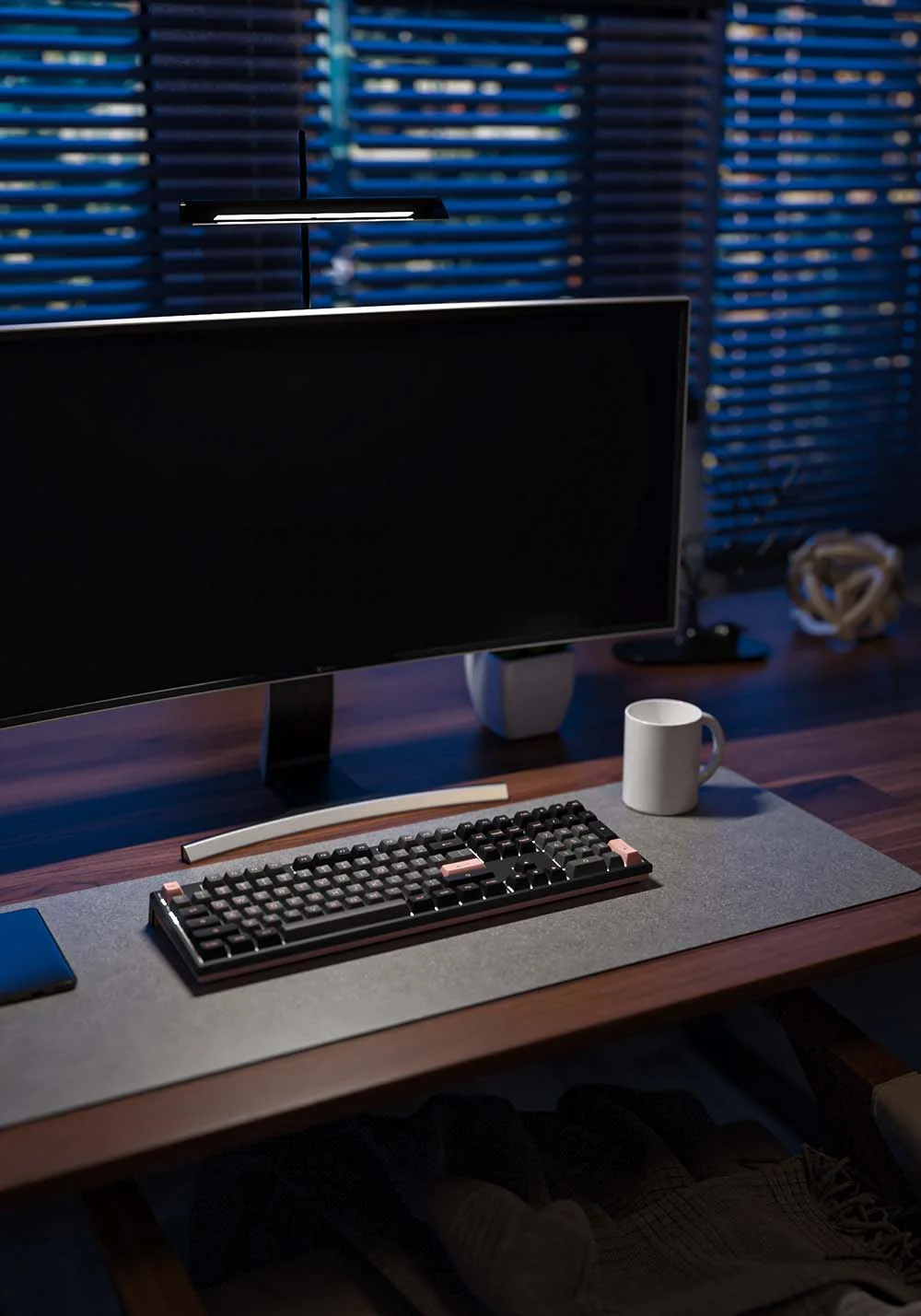 Bàn phím cơ AKKO MonsGeek MG108 Black&Pink (RGB / AKKO sw v3)
